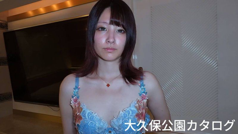 [無修正] 大久保公園目錄 ★愛醬期間限定復活★用按摩棒自慰與無手口技導致口內爆發★清晰圖片的秘貝檢查～橋●環奈相似 特典為高畫質版與Q&A提問箱